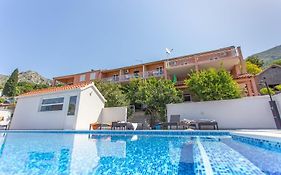 Apartmani Ana